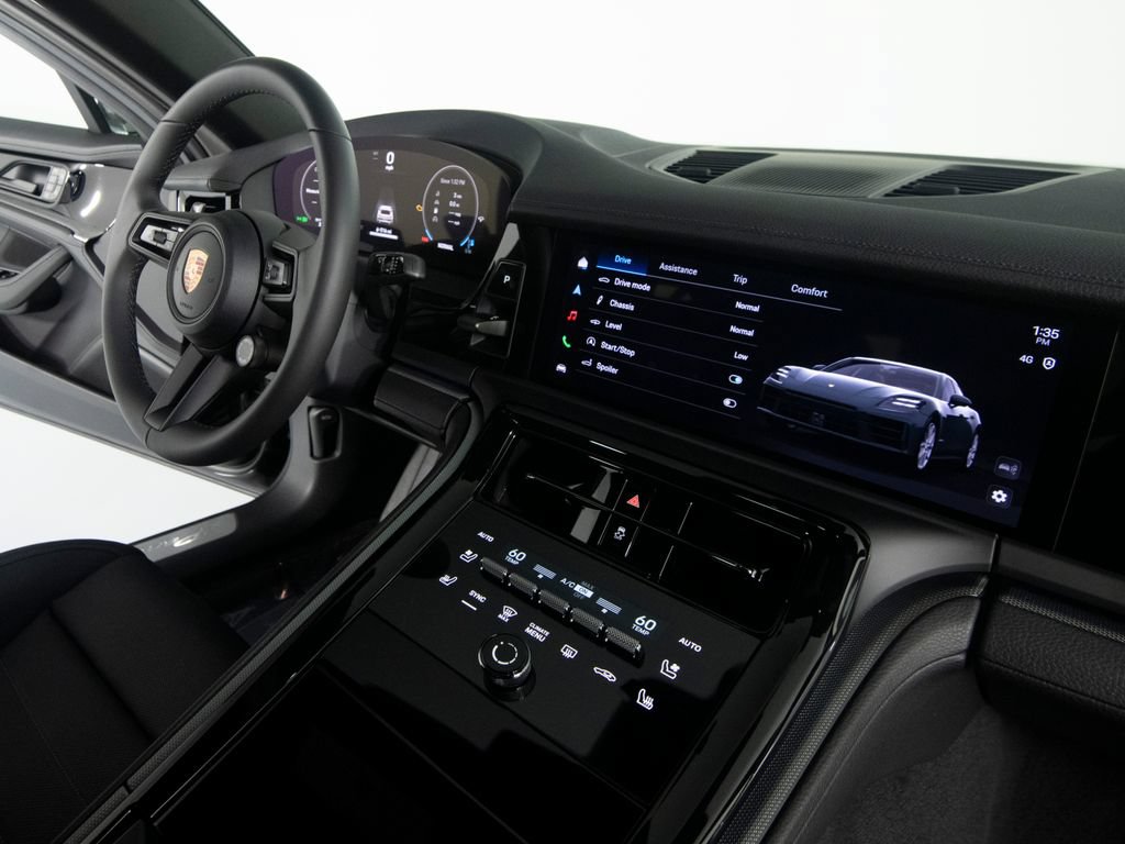 New 2026 Porsche Panamera 4 AWD/4WD image 32