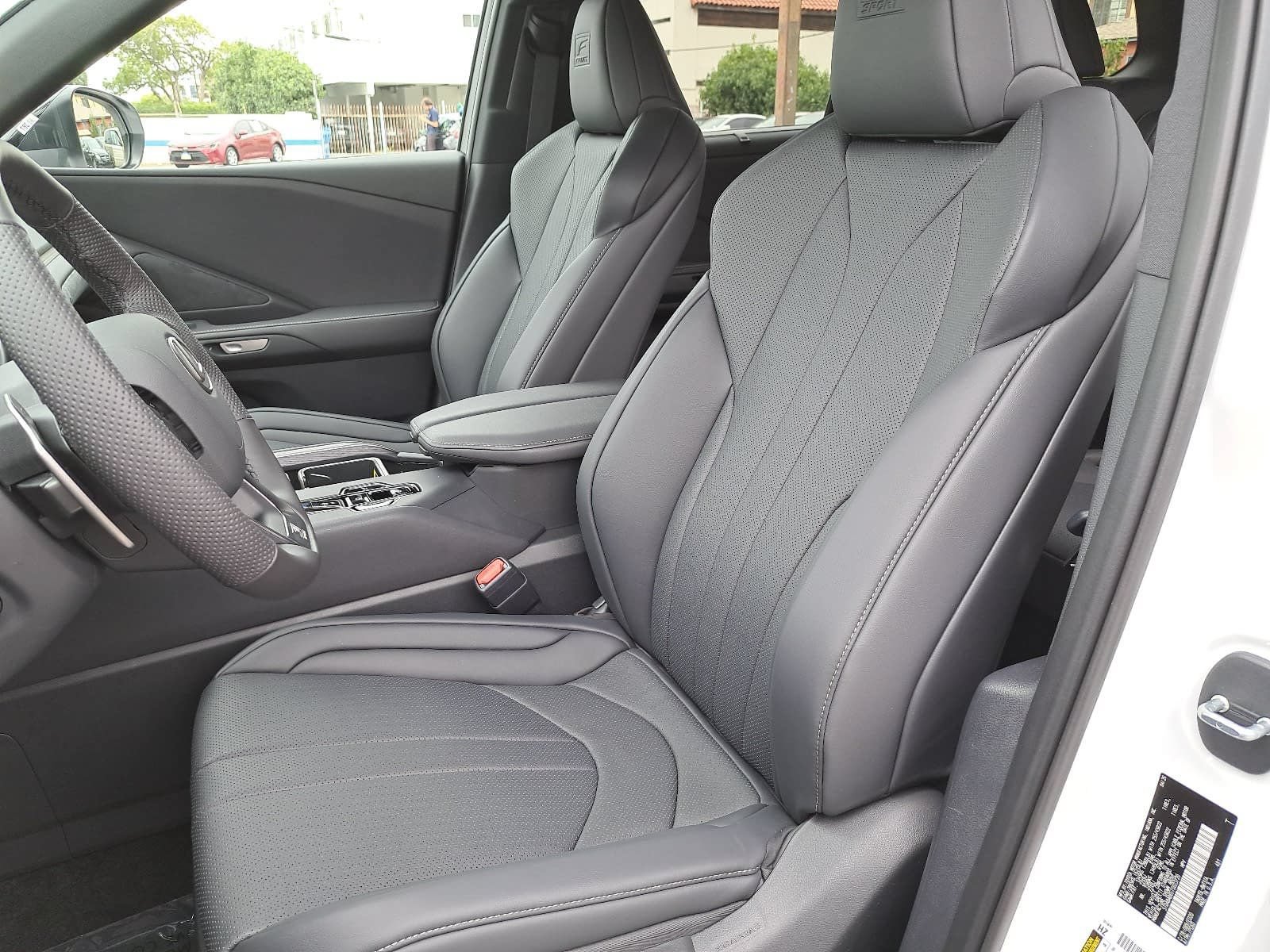 Used 2026 Lexus TX 500h AWD w/ Technology Package image 17