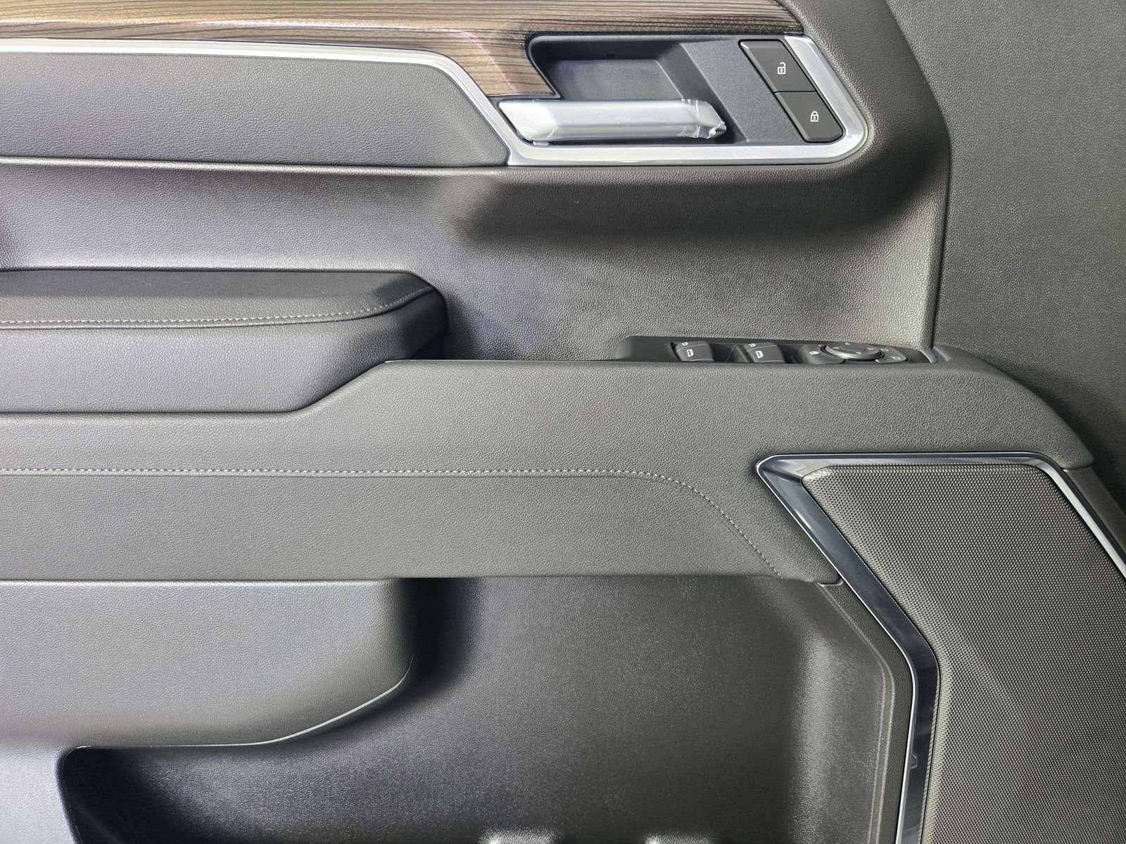 New 2026 Chevrolet Silverado 1500 LT AWD/4WD image 23