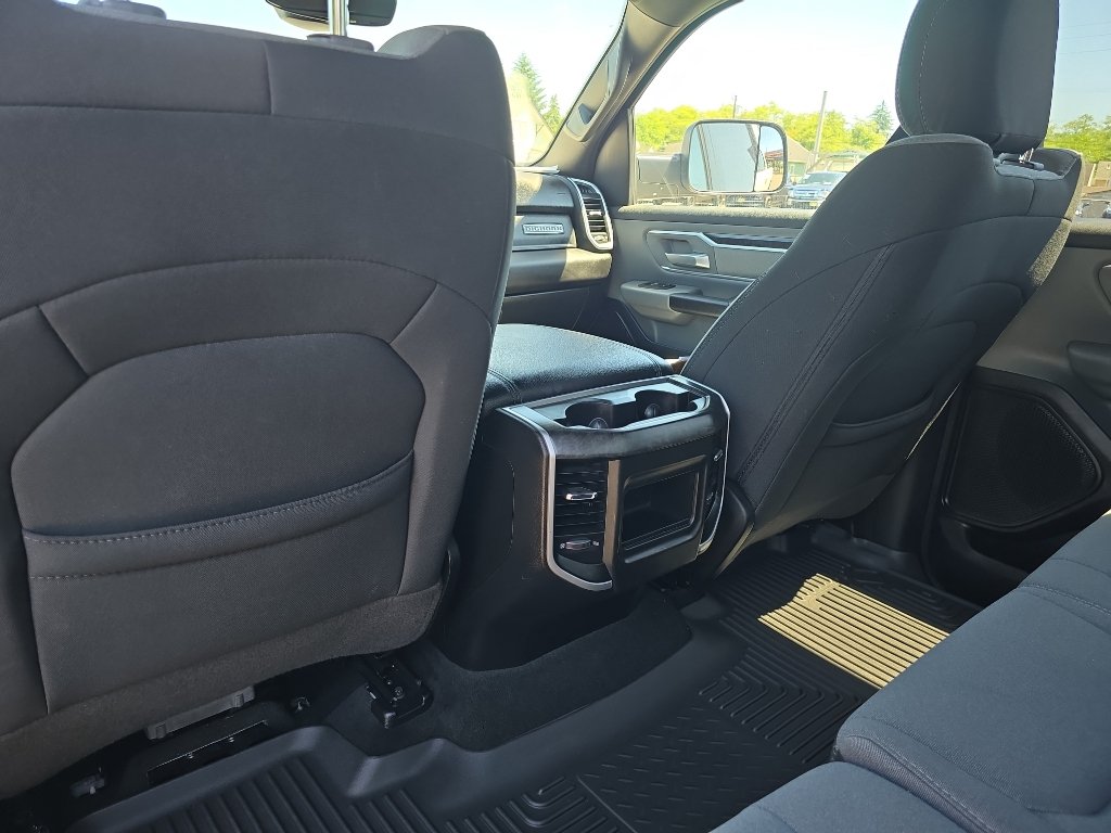 Used 2021 RAM 1500 Big Horn AWD/4WD image 17