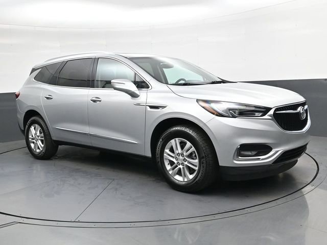 Used 2021 Buick Enclave Essence w/ Sound and Sites Package image 2