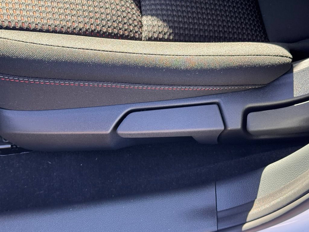 New 2026 Nissan Sentra SR w/ Floor Mat Package FWD image 12