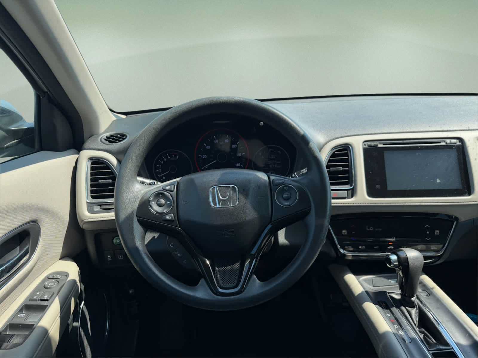Used 2018 Honda HR-V EX image 15