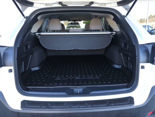 Used 2024 Subaru Outback Premium image 26