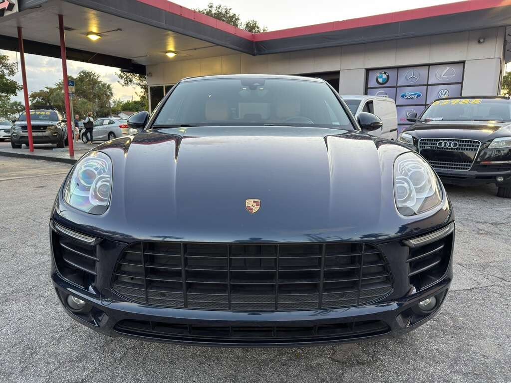 Used 2018 Porsche Macan image 8