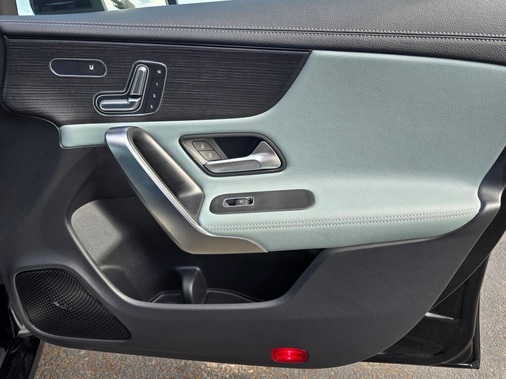 Used 2026 Mercedes-Benz CLA 250 4MATIC image 25