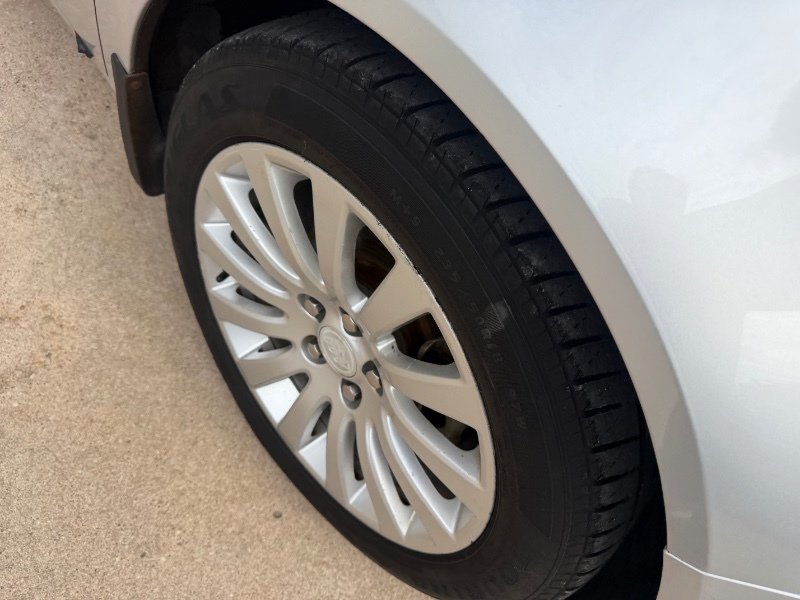 Used 2012 Buick Regal Leather FWD image 15