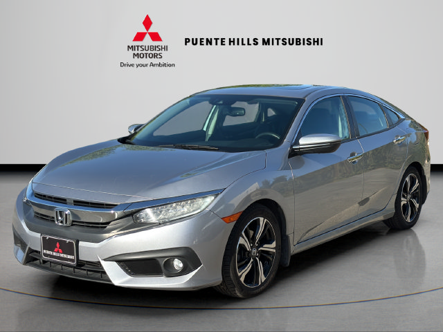 Used 2016 Honda Civic Touring image 1