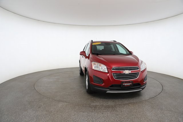 Used 2015 Chevrolet Trax LT w/ LT Sun and Sound Package image 29