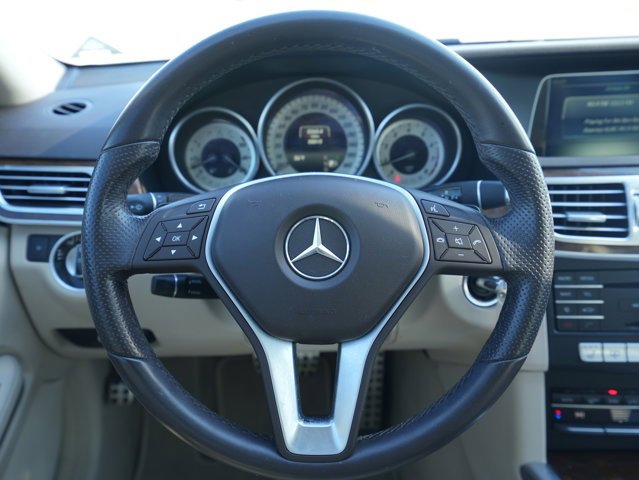 Used 2016 Mercedes-Benz E 350 Sedan image 23