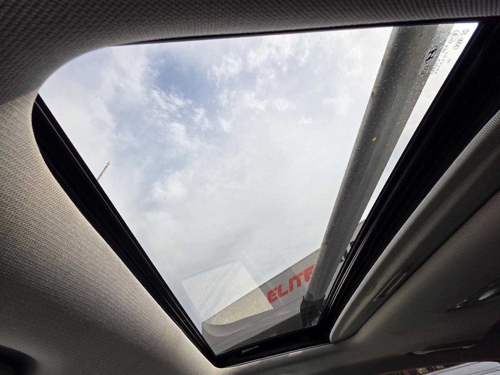 Used 2019 Hyundai Kona Ultimate FWD image 26
