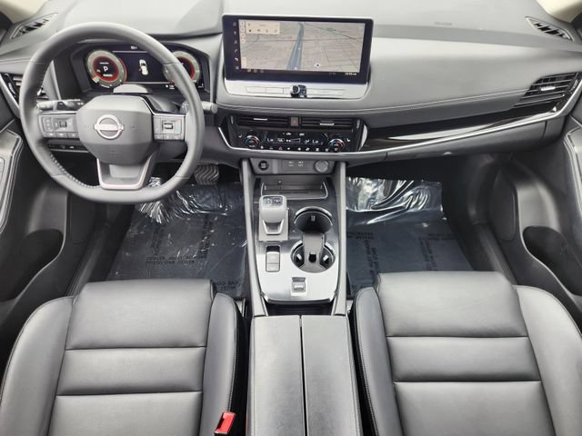 Used 2025 Nissan Rogue SL w/ Tech Package FWD image 28
