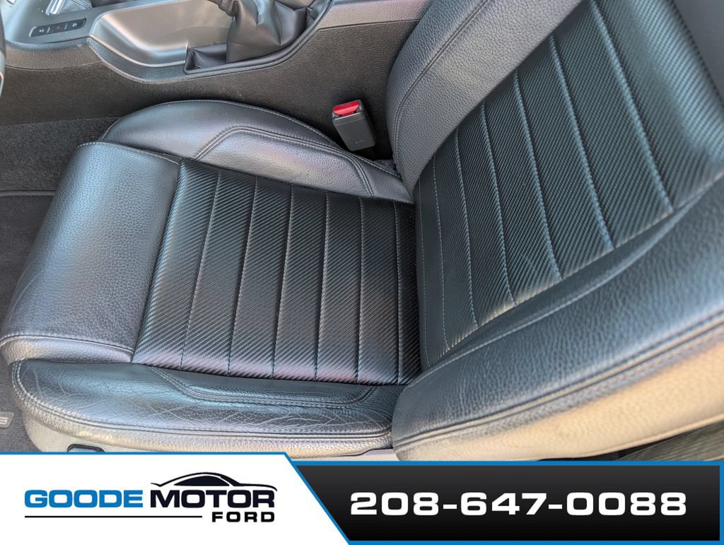 Used 2012 Ford Mustang GT Premium RWD image 9