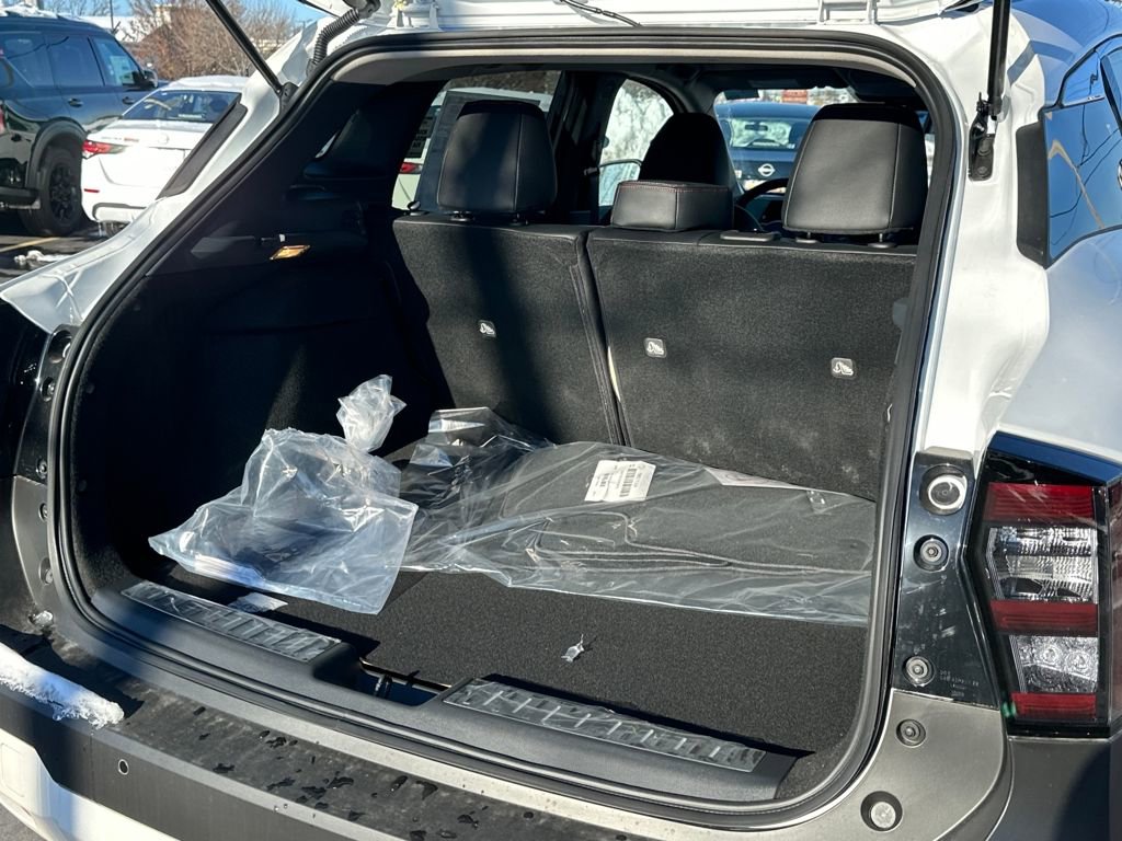 New 2026 Nissan Kicks SR w/ Illumination Package image 35