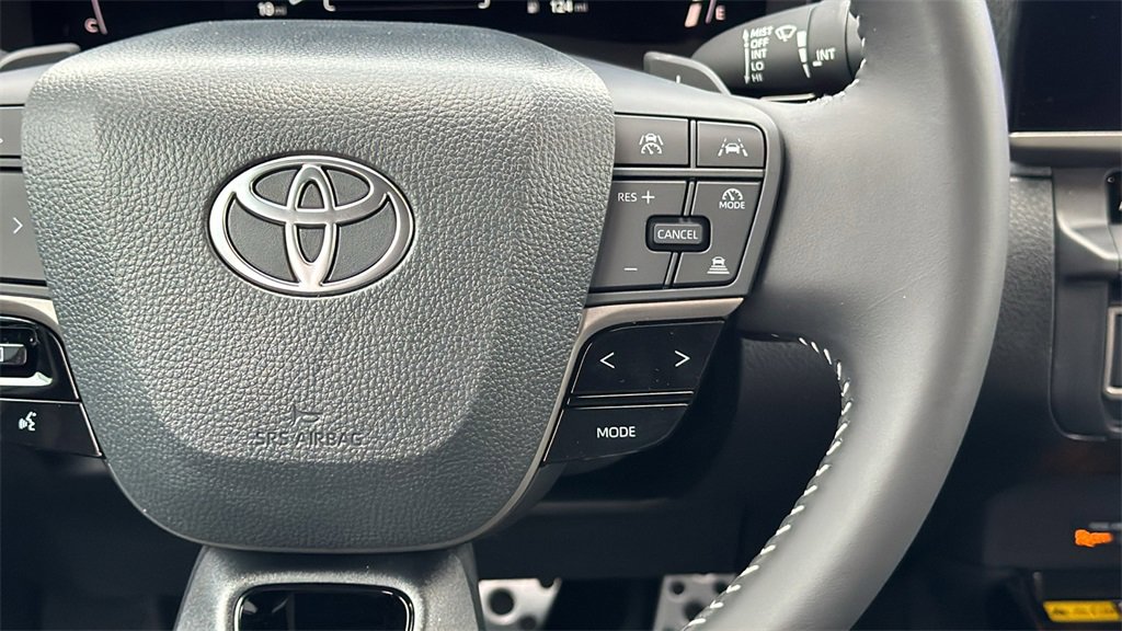 New 2026 Toyota Camry SE image 28