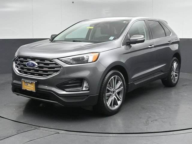 Certified 2024 Ford Edge Titanium AWD/4WD image 3