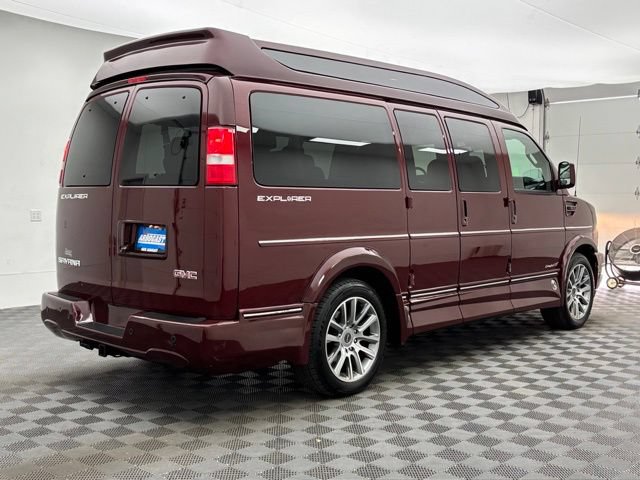 Used 2020 GMC Savana 2500 w/ Enhanced Convenience Package RWD image 8