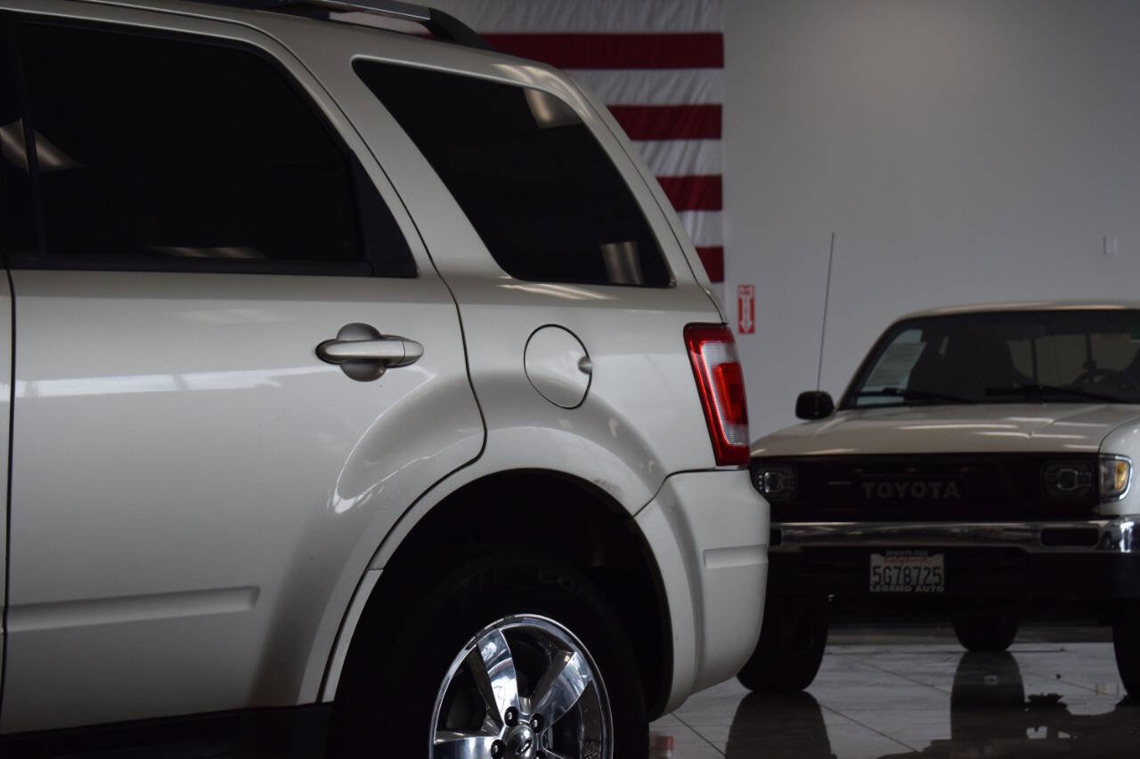 Used 2010 Ford Escape Limited AWD/4WD image 17