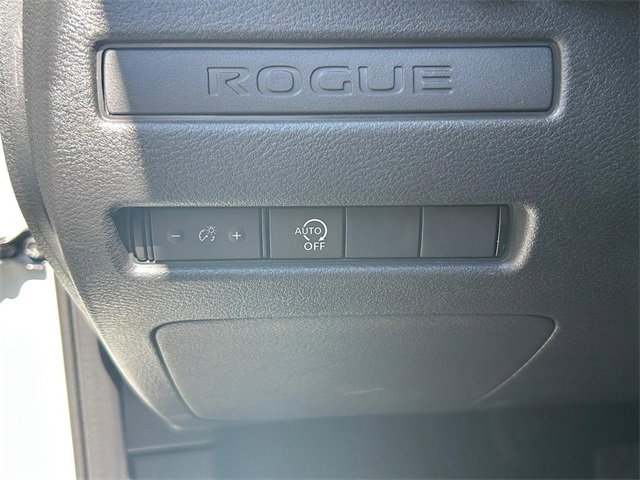 New 2026 Nissan Rogue S image 13