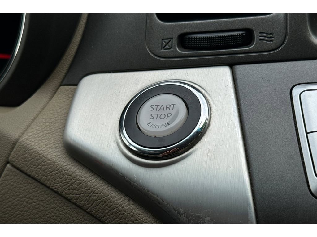 Used 2013 Nissan Murano S image 23