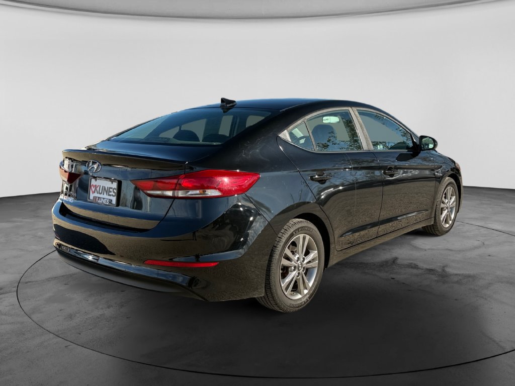 Used 2018 Hyundai Elantra SEL w/ Cargo Package FWD image 7
