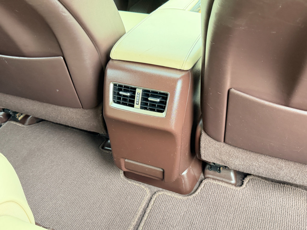 Used 2018 Lexus RX 350L Luxury image 44