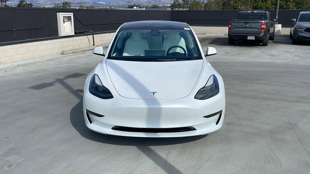 Used 2022 Tesla Model 3 Standard Range image 8