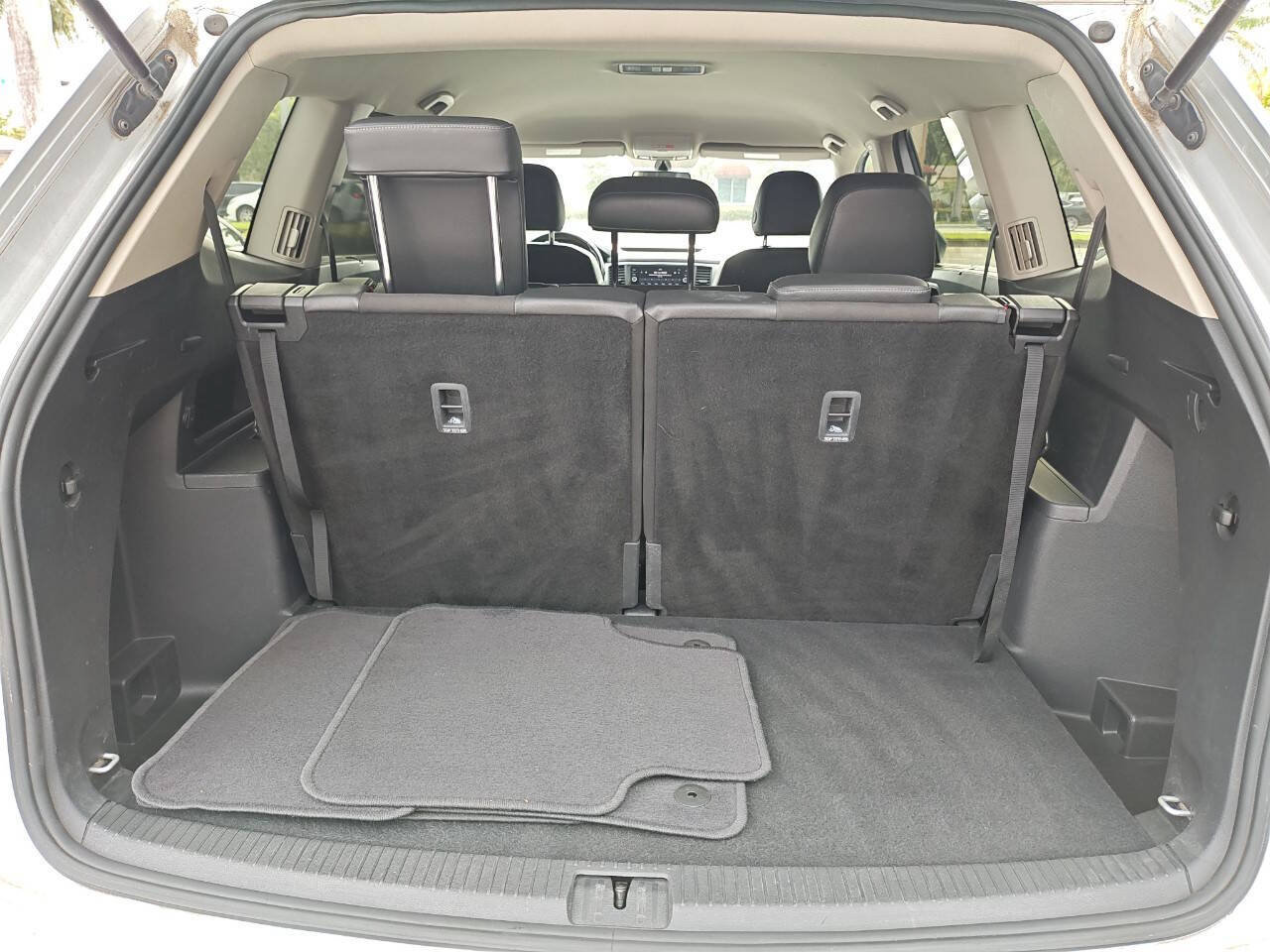 Used 2018 Volkswagen Atlas SE FWD image 42