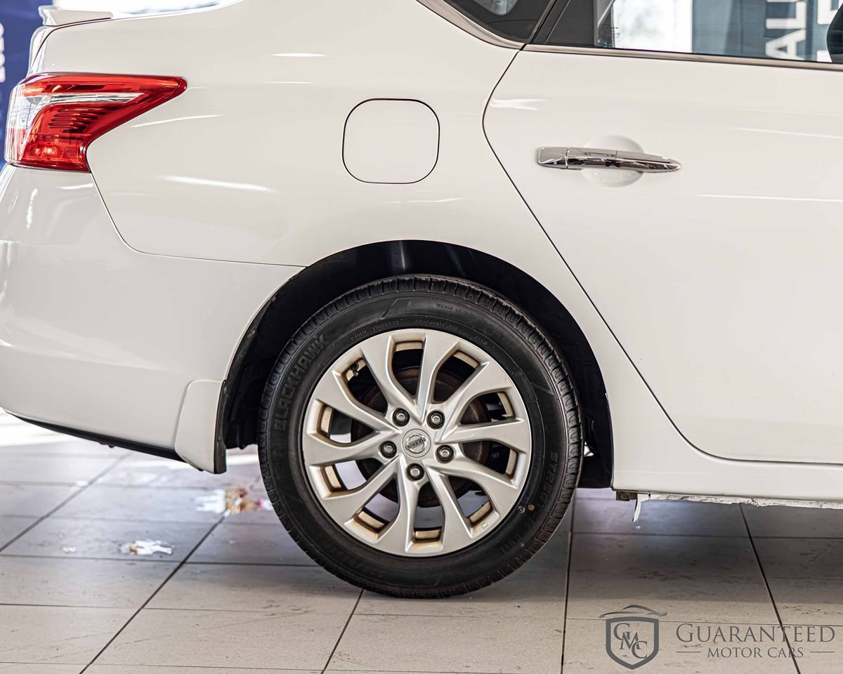Used 2017 Nissan Sentra S w/ S Style Package image 10