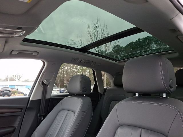 Used 2021 Audi Q5 2.0T Premium w/ Convenience Package image 18