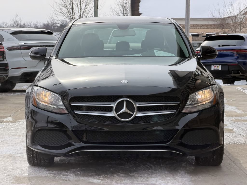 Used 2016 Mercedes-Benz C 300 4MATIC Sedan image 4