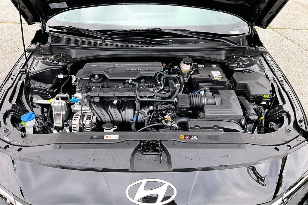 New 2026 Hyundai Elantra SEL Sport FWD image 12