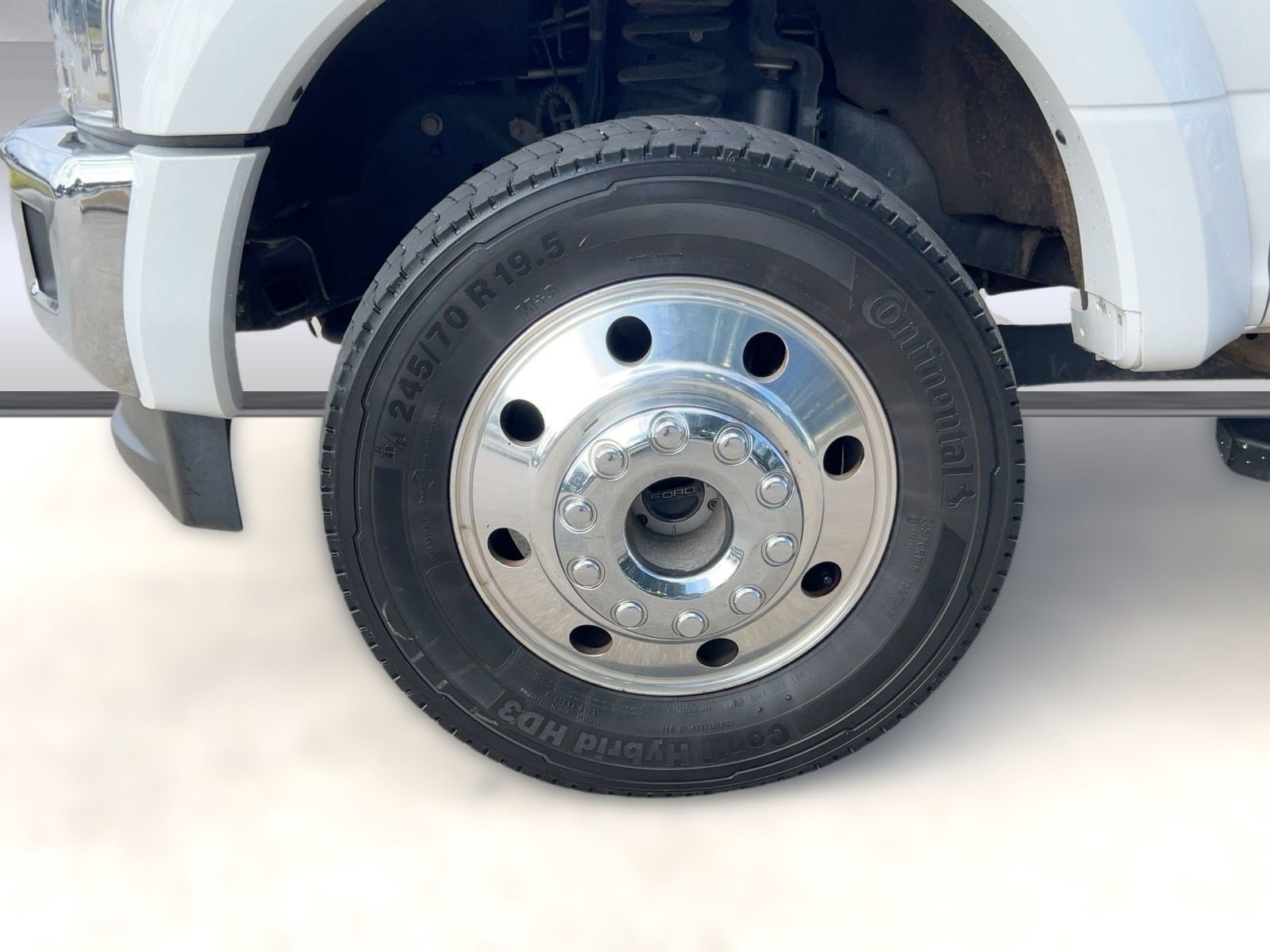 Used 2019 Ford F450 Lariat w/ Lariat Value Package image 11