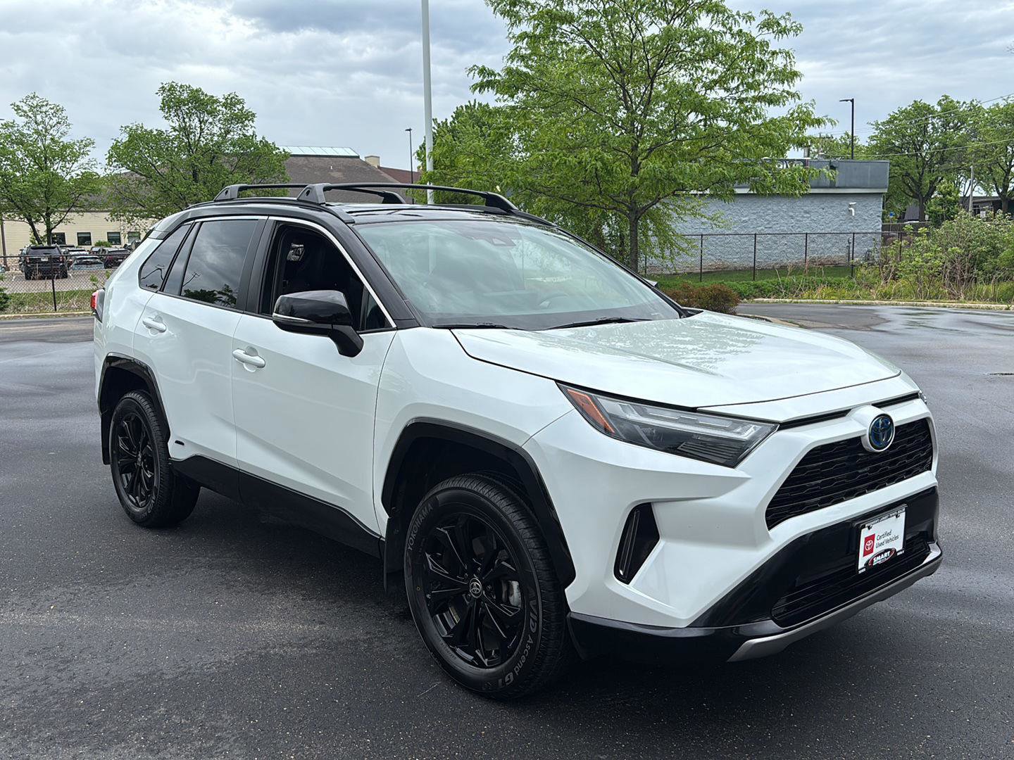 Used 2024 Toyota RAV4 XSE w/ Weather Package AWD/4WD image 10