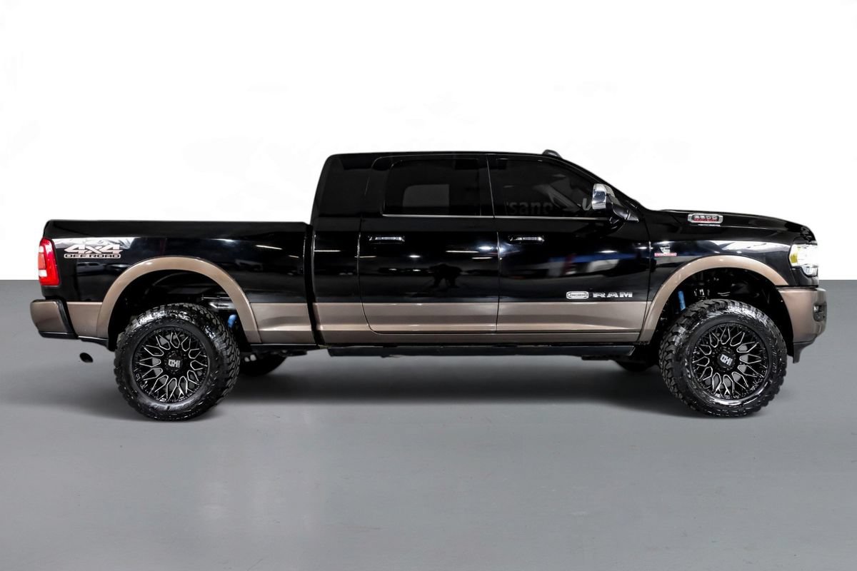 Used 2022 RAM 2500 Limited AWD/4WD image 6