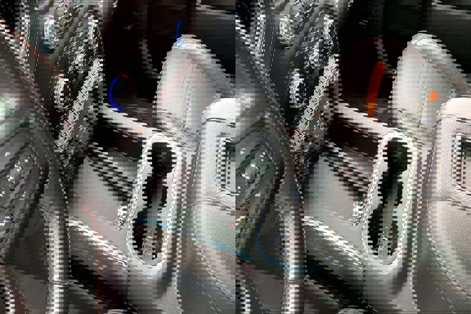 Used 2019 GMC Sierra 1500 AT4 w/ AT4 Premium Package image 17