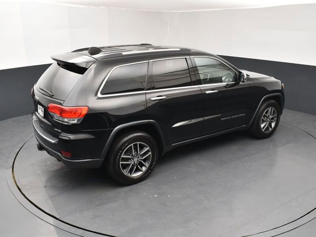 Used 2017 Jeep Grand Cherokee Limited w/ Trailer Tow Group IV AWD/4WD image 18