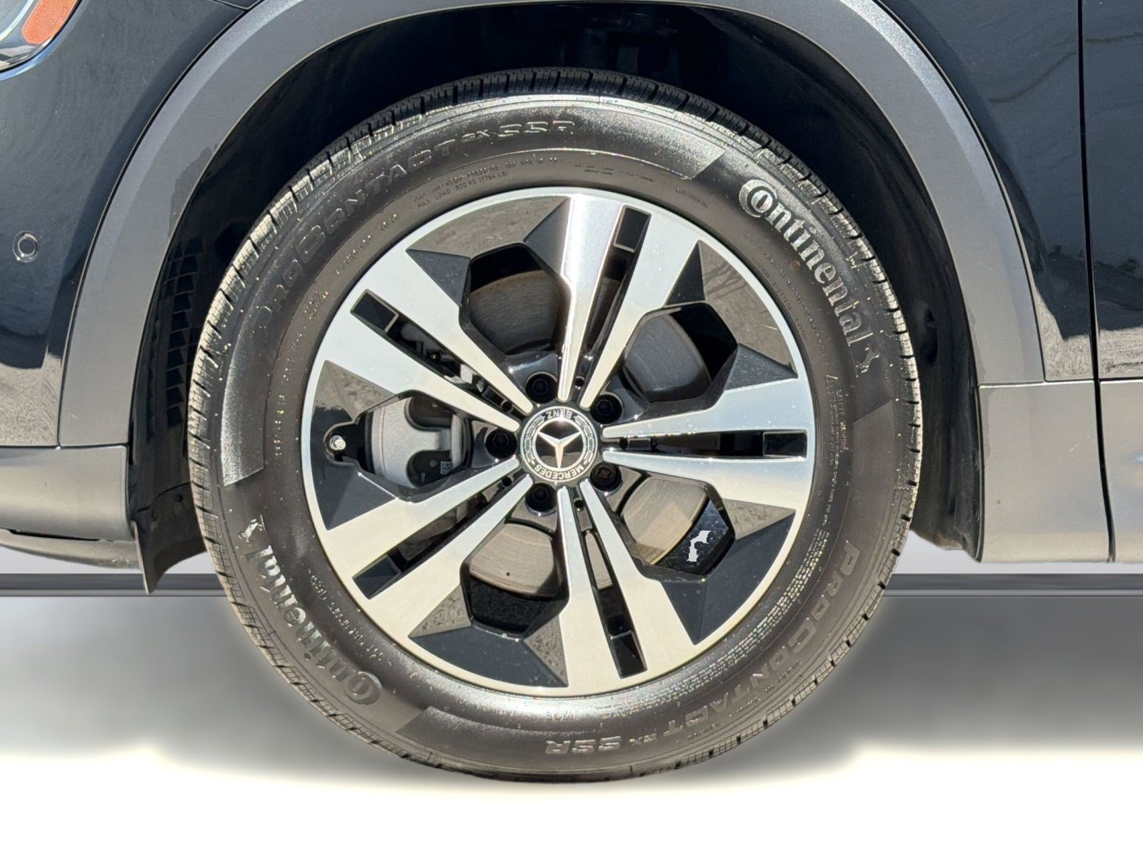 Used 2026 Mercedes-Benz GLB 250 4MATIC image 12