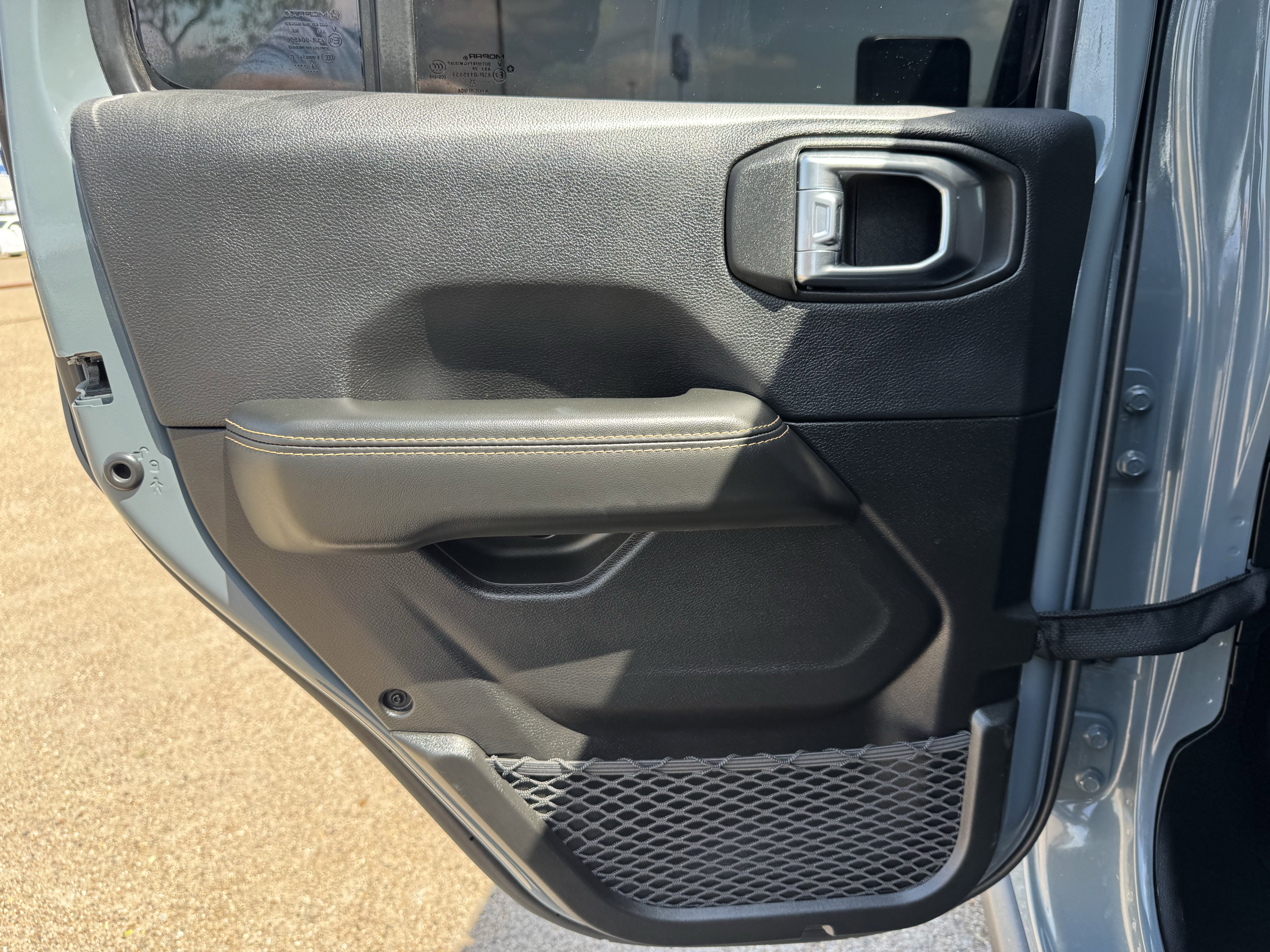 Used 2025 Jeep Gladiator Sport image 23