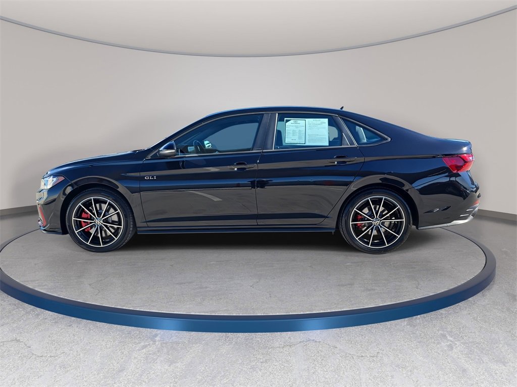 Used 2025 Volkswagen Jetta GLI Autobahn image 9