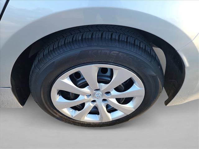 Used 2025 Toyota Corolla LE image 12
