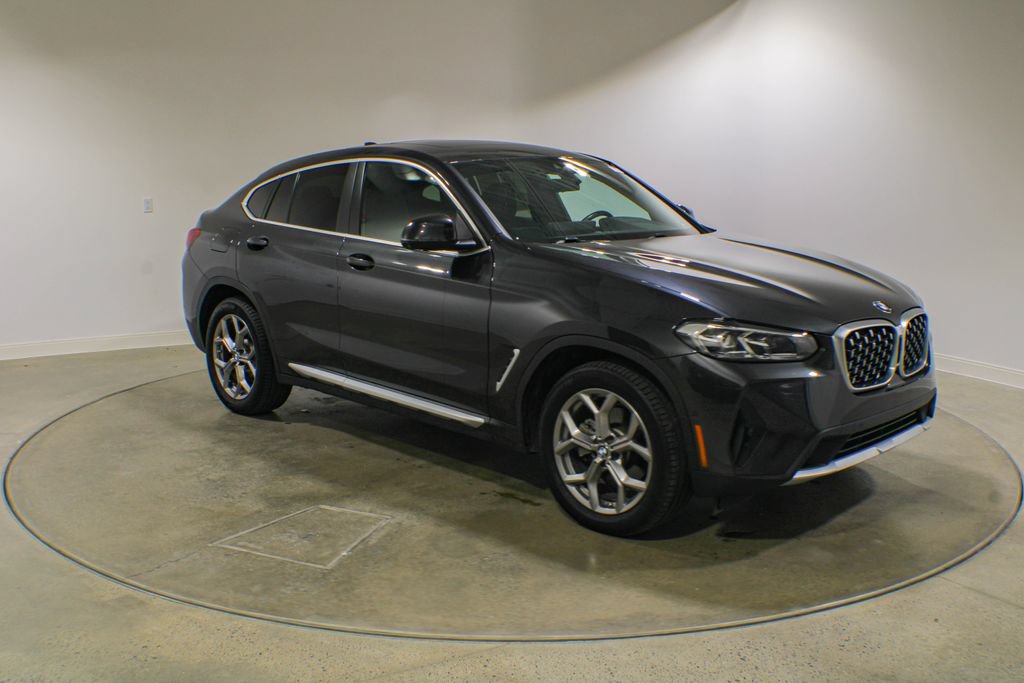 Used 2023 BMW X4 xDrive30i w/ Premium Package AWD/4WD image 8