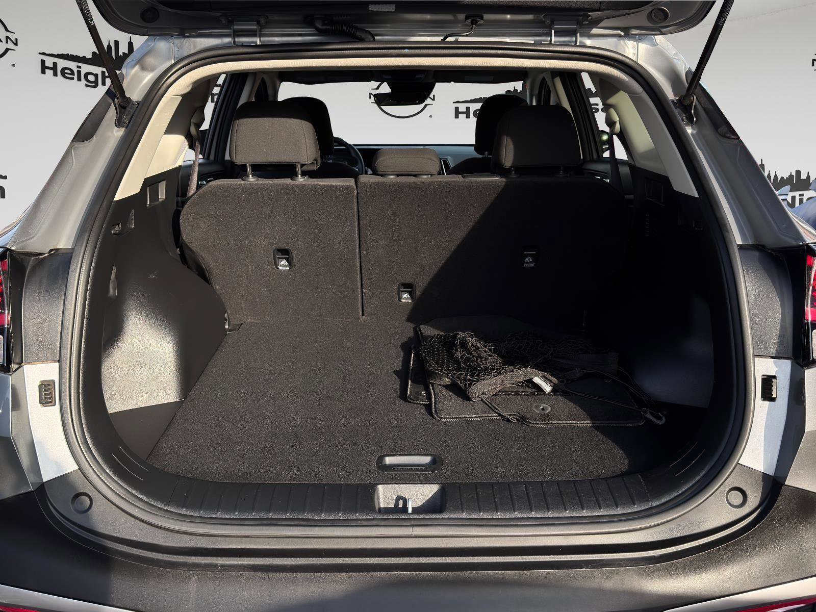 Used 2023 Kia Sportage LX image 25