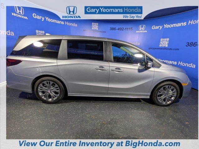 New 2026 Honda Odyssey Touring image 5
