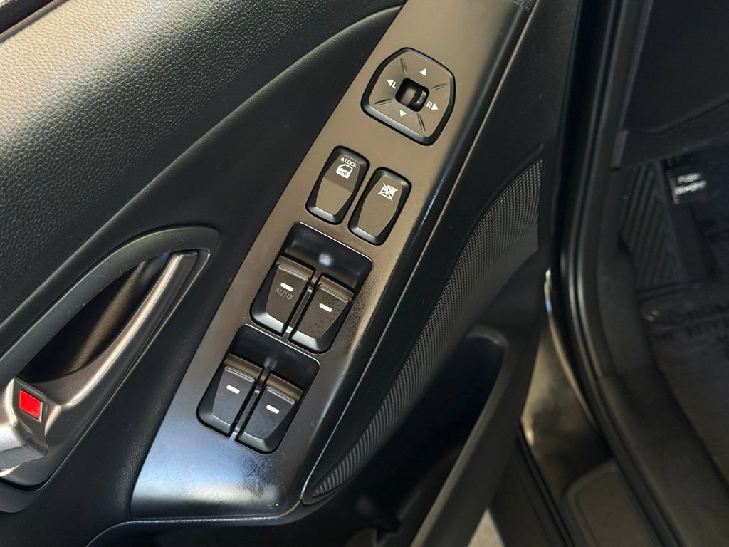 Used 2014 Hyundai Tucson SE FWD image 29