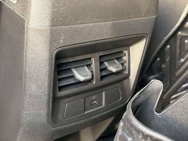 Used 2025 GMC Canyon Elevation w/ Technology Package RWD image 15