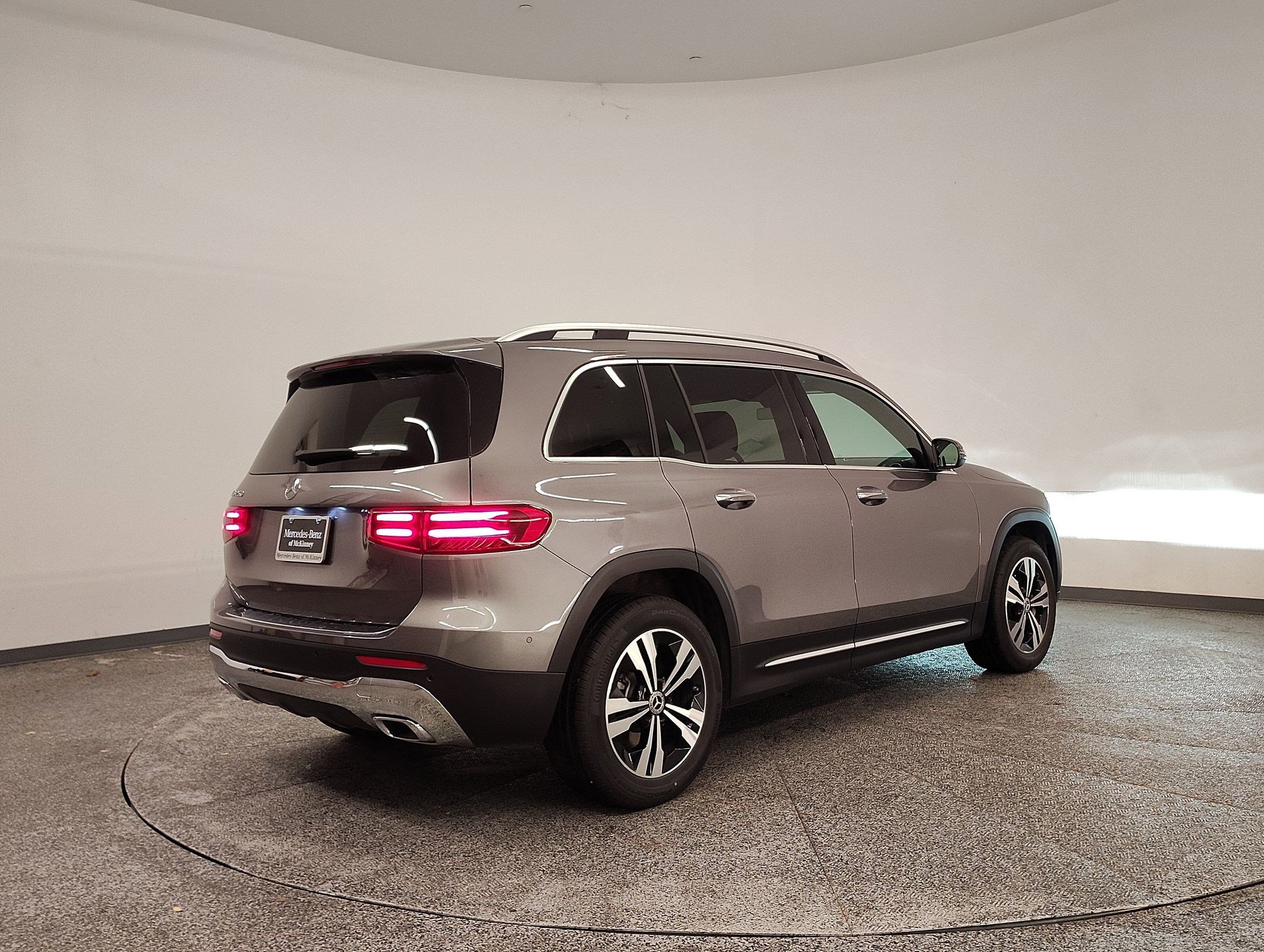 Certified 2026 Mercedes-Benz GLB 250 image 8