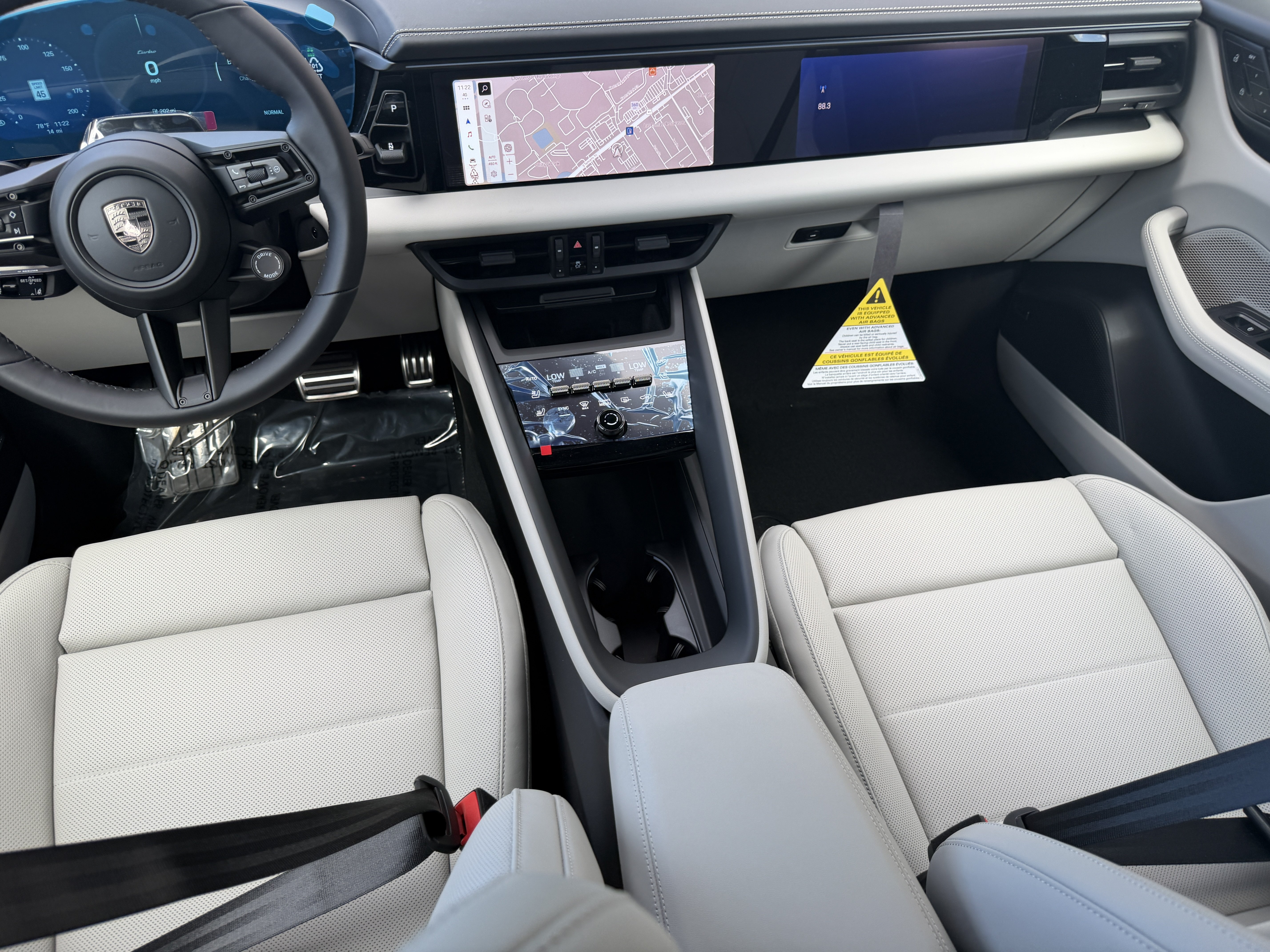 New 2026 Porsche Macan Turbo Electric AWD/4WD image 19