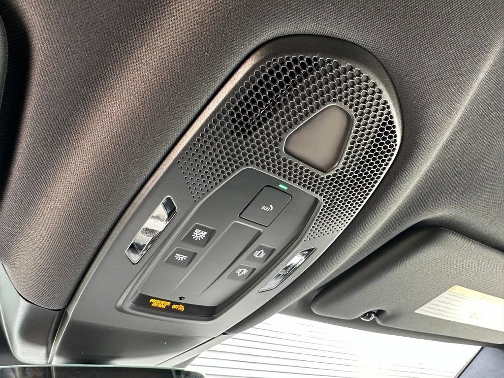 New 2026 Porsche Cayenne Coupe AWD/4WD image 32