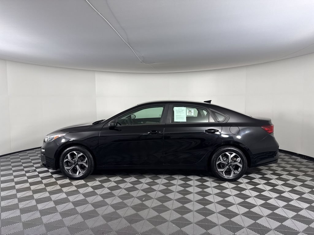 Used 2019 Kia Forte LXS FWD image 2
